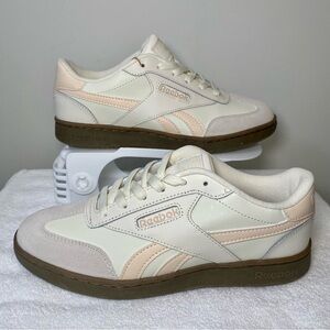 NWT women’s REEBOK Forte Lounger Double Up Sneaker in cream/pink/gum color way